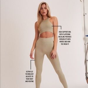 SET ACTIVE Ribbed High Neck Bra in Chai Latte